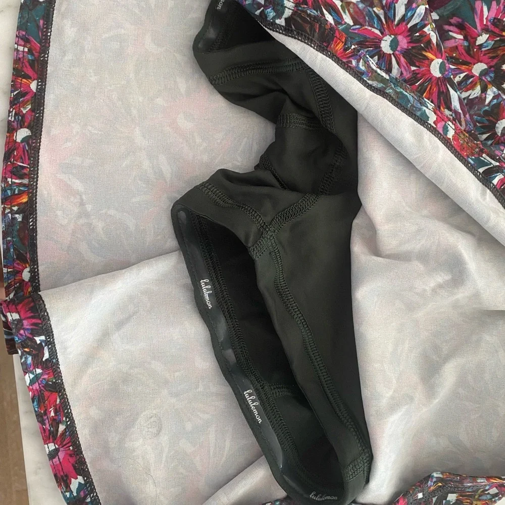 Lululemon Pace Rival skort size 2 - Picture 2 of 7